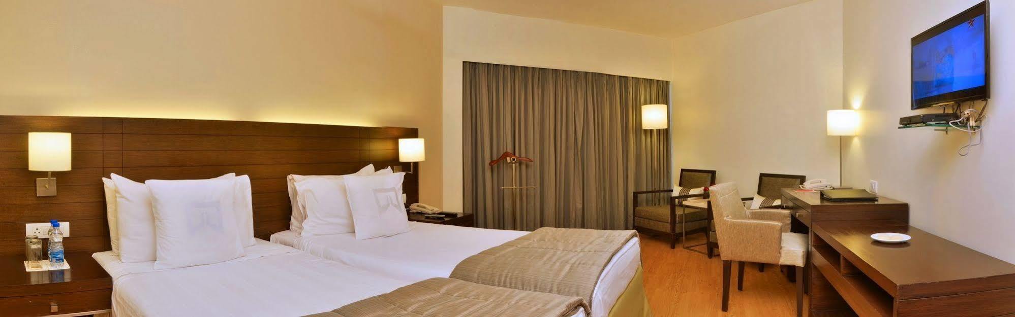 เวลคัมโฮเทล รามอินเตอร์เนชั่นแนล Hotel ออรังกาบัด ภายนอก รูปภาพ